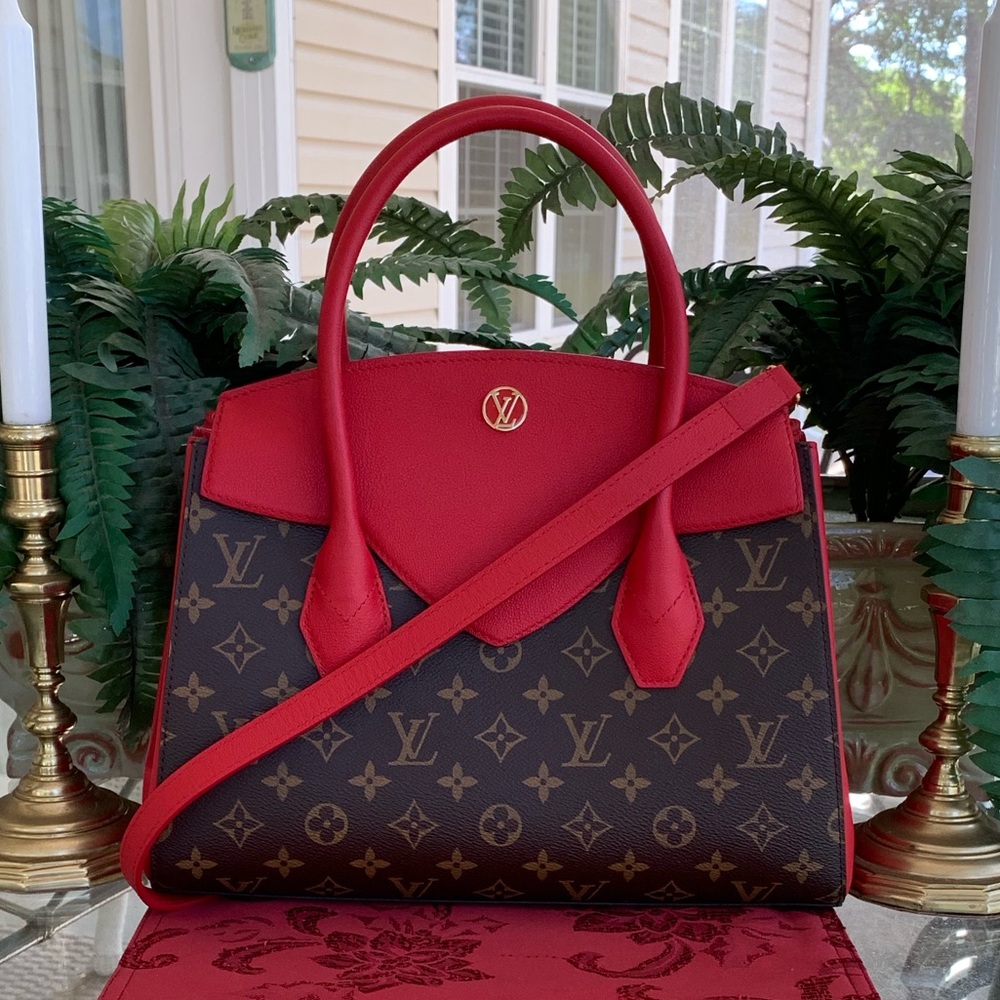 🎁🎄STEAL LIKE NEW LV MONOGRAM FLORINE